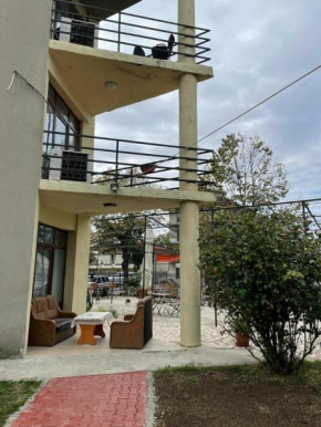 Vila George